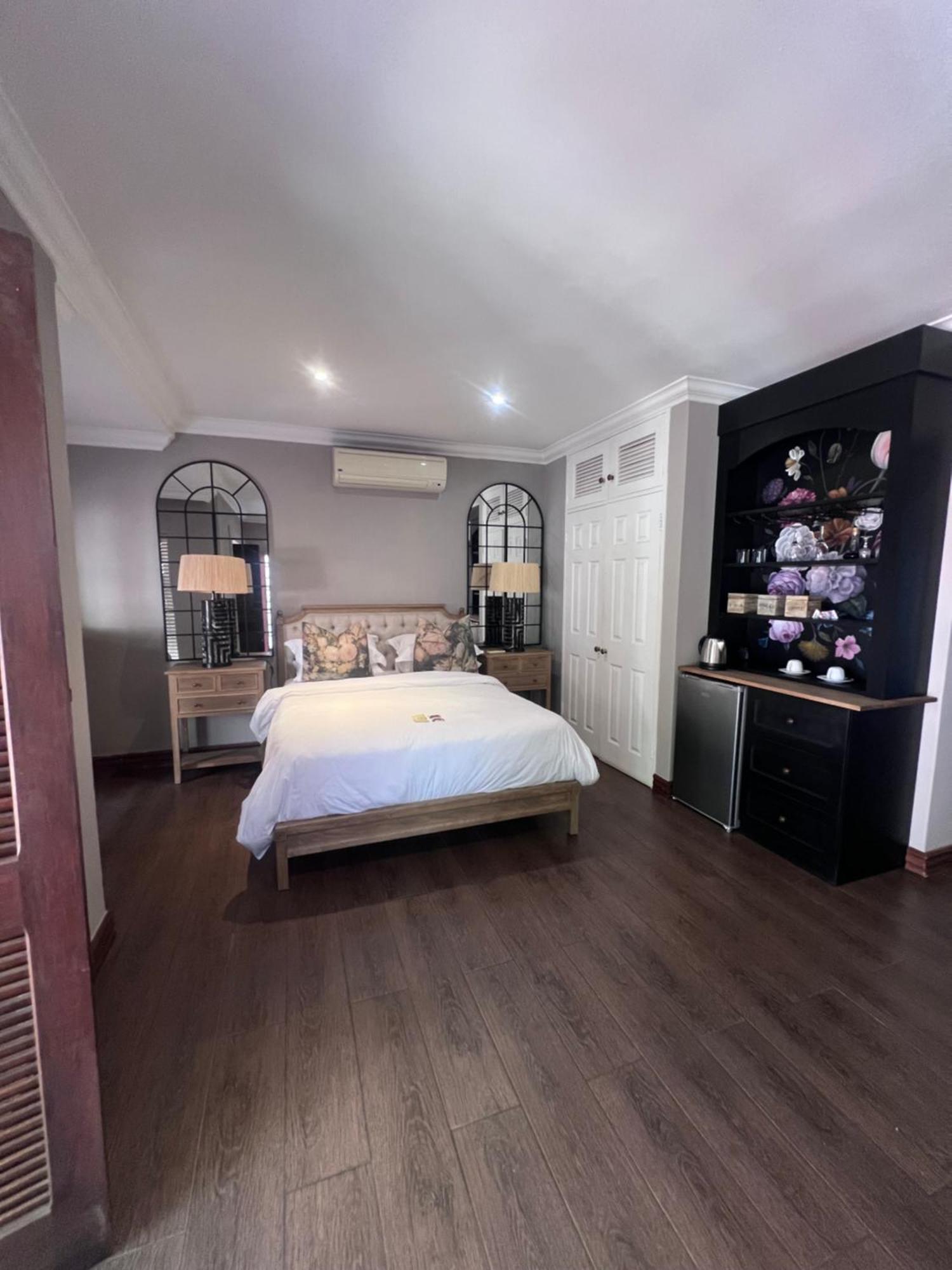 Bohemian Guesthouse - Pretoria-Noord Exteriör bild