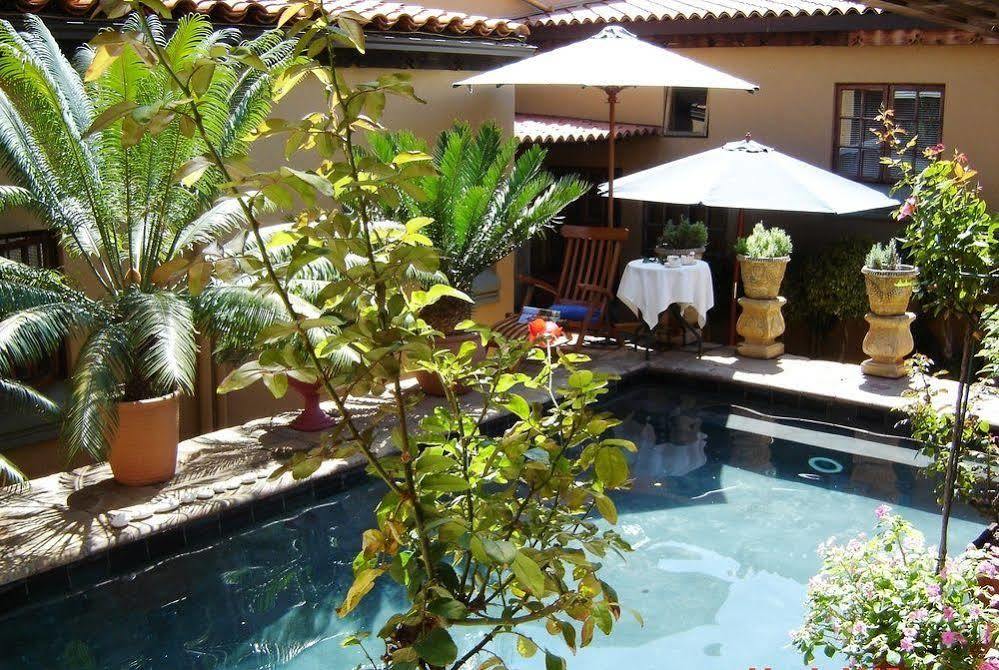 Bohemian Guesthouse - Pretoria-Noord Exteriör bild