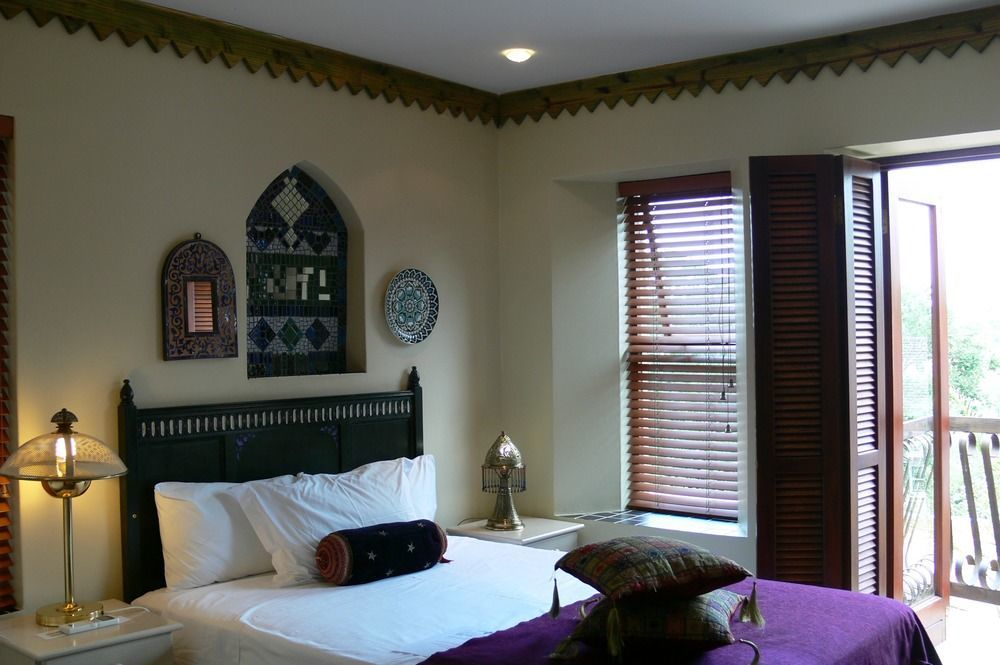 Bohemian Guesthouse - Pretoria-Noord Exteriör bild