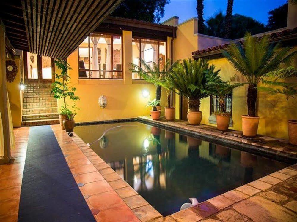 Bohemian House - Pretoria Hotell Exteriör bild