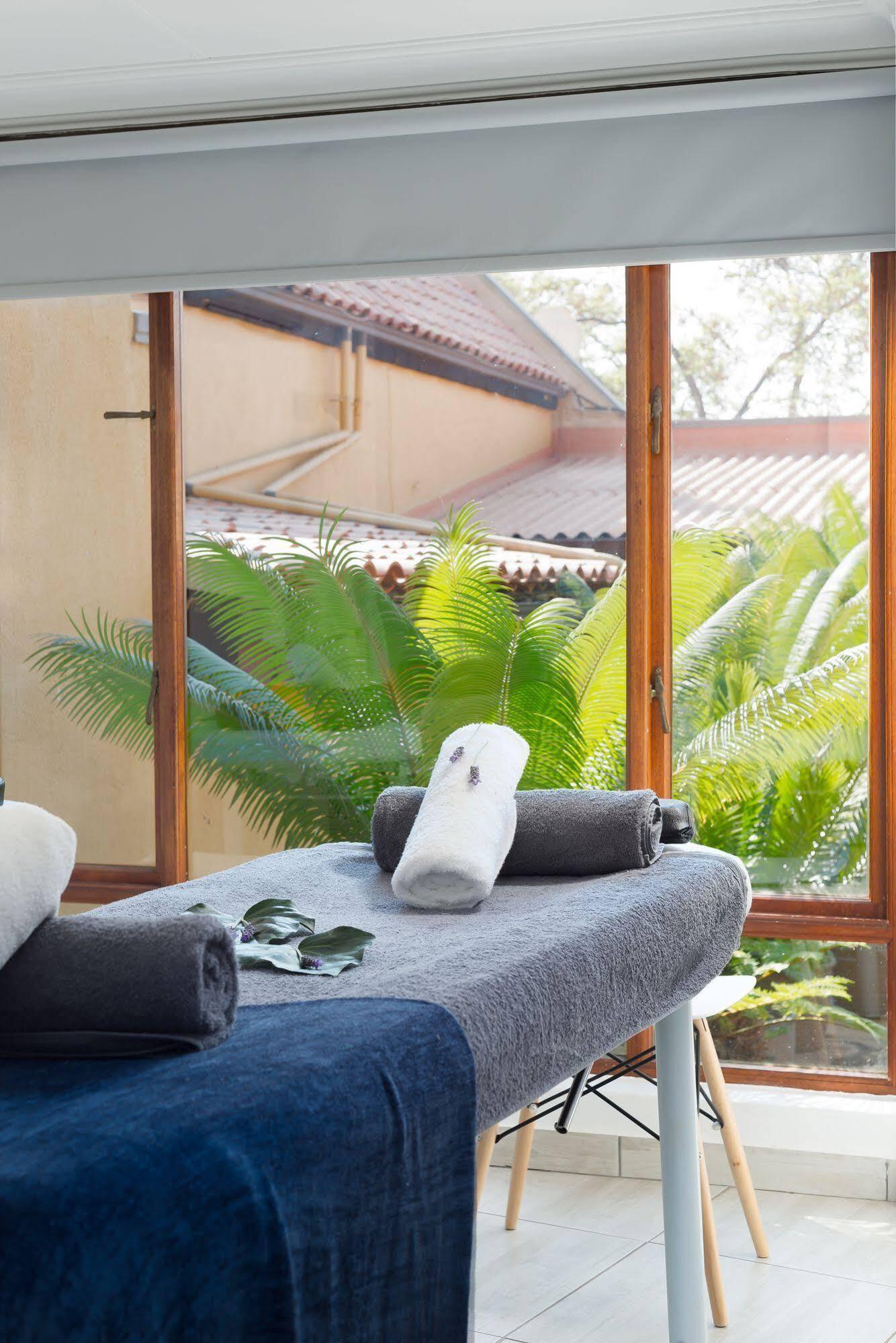 Bohemian Guesthouse - Pretoria-Noord Exteriör bild